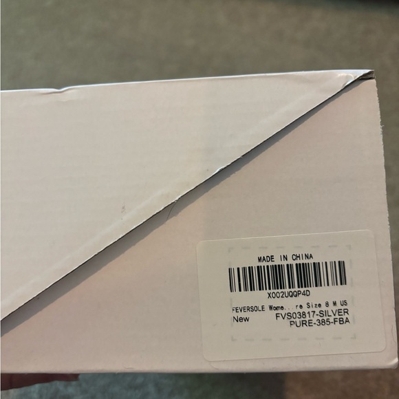 Fever Sole Women’s size 8 silver glitter heels NIB - Picture 3 of 4